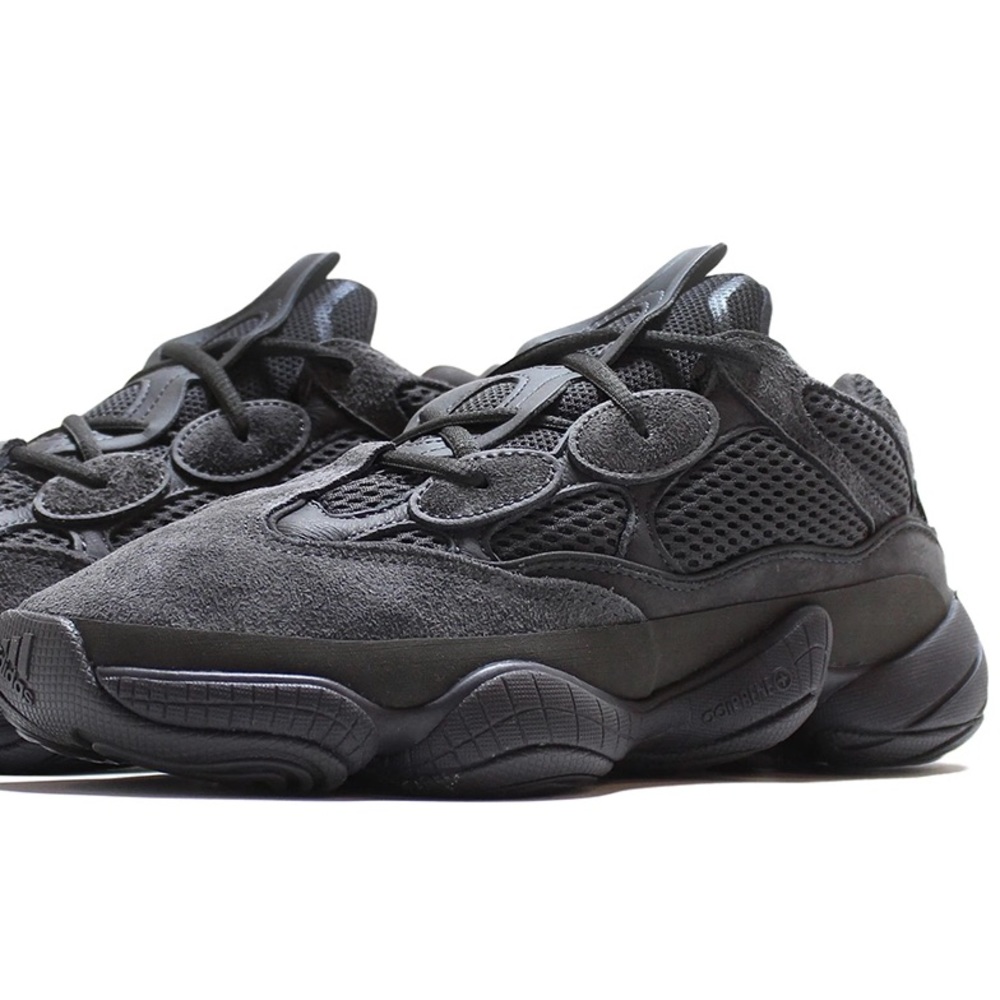 YEEZY 500 authentic sneakers